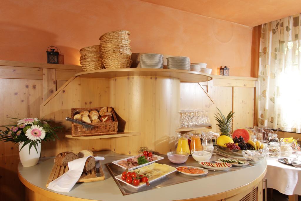 Hotel Restaurant Reichsadler Büchen Eksteriør billede